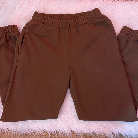 Brandy Melville Pants - Brandy Meville Brown Sweatpants